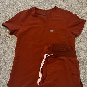 Figs Burnt Orange Scrub Set. Top and bottoms